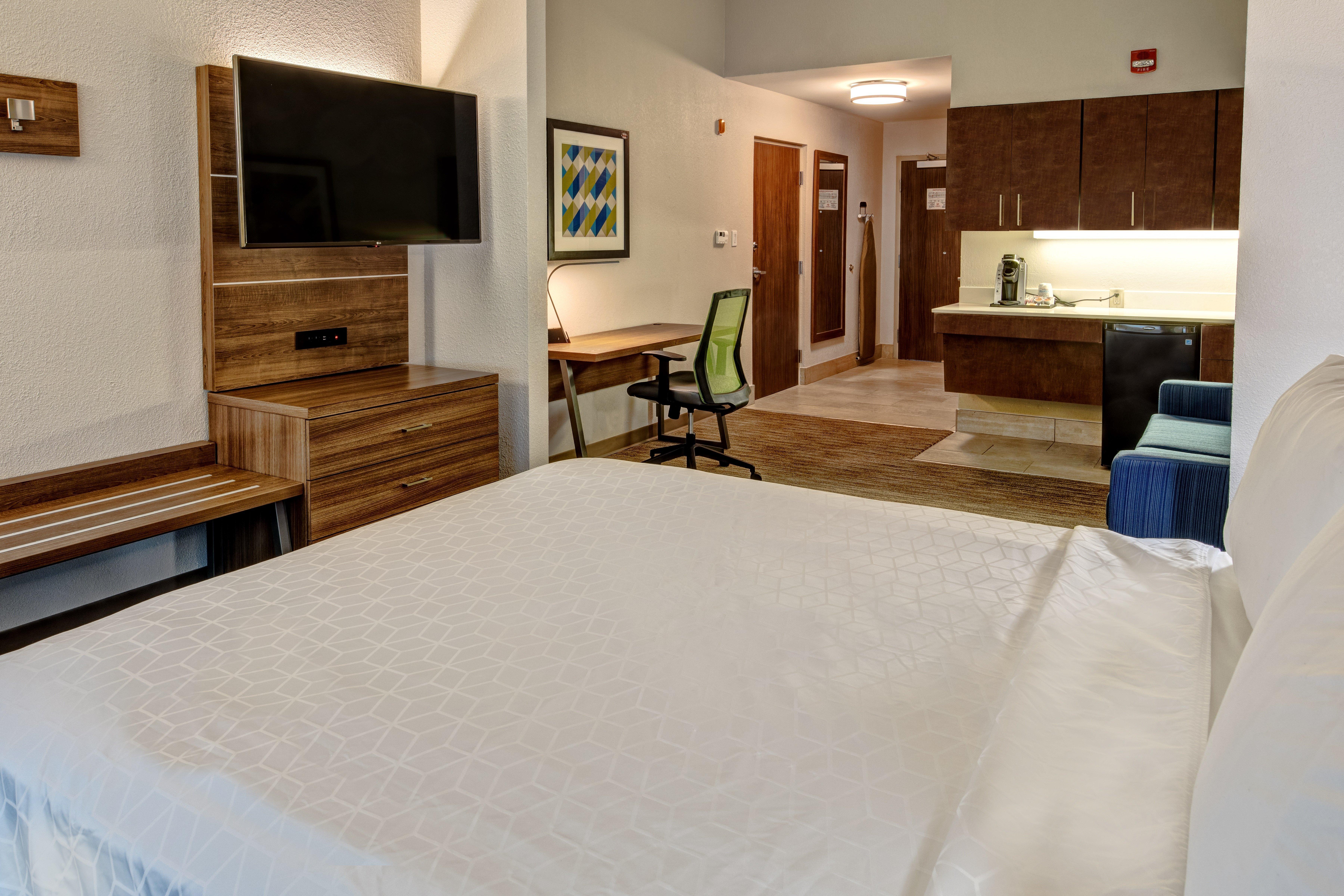 Holiday Inn Express Hotel & Suites Memphis Southwind By Ihg Exterior photo