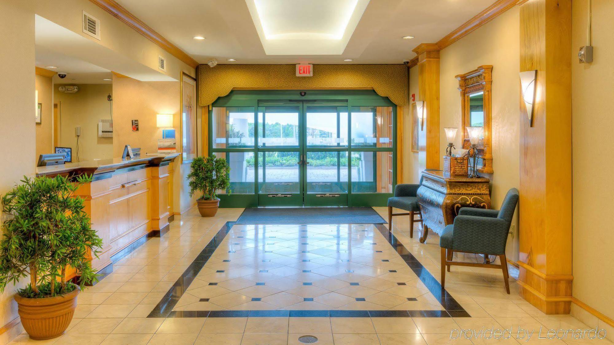 Holiday Inn Express Hotel & Suites Memphis Southwind By Ihg Exterior photo